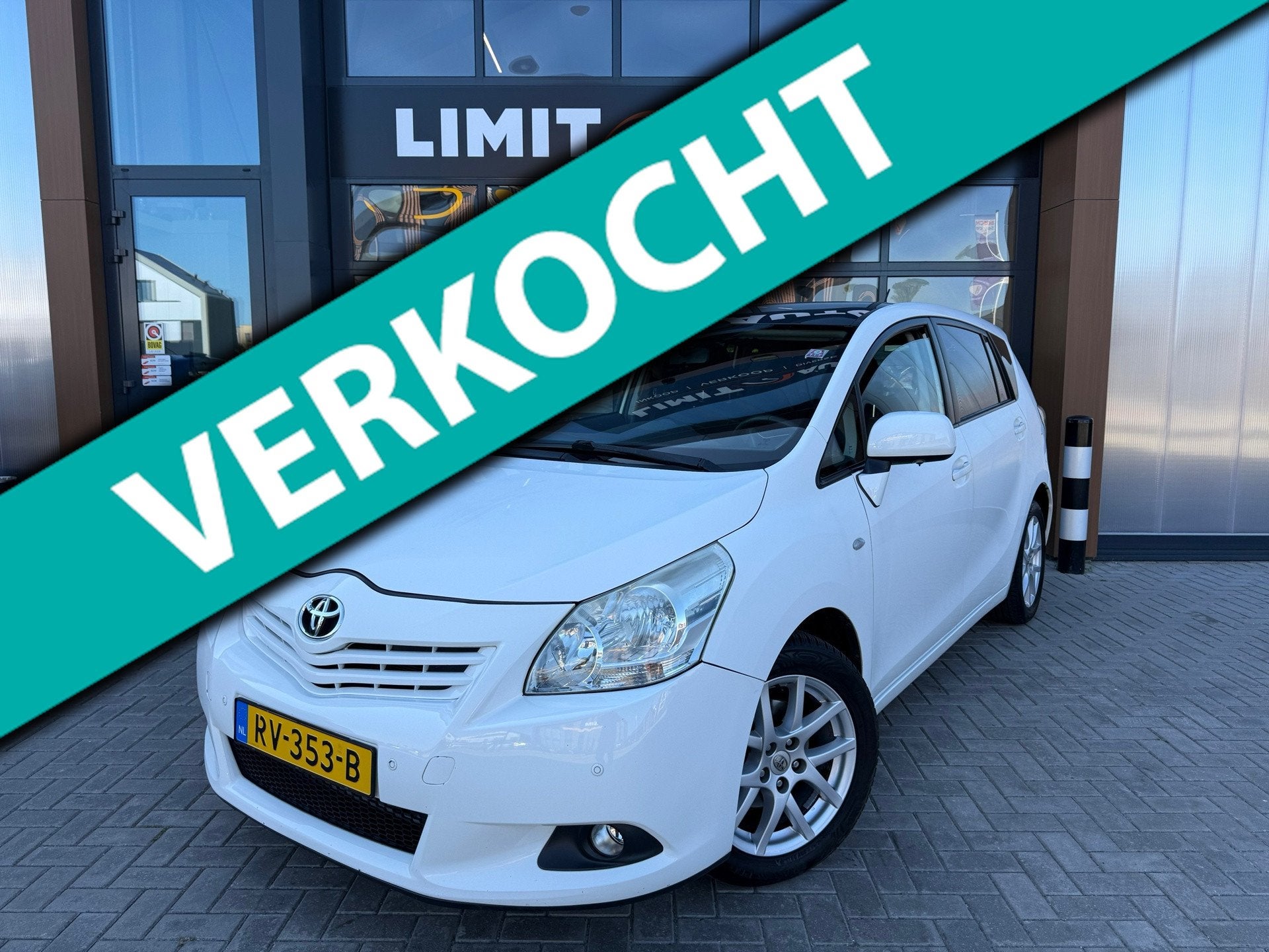 Toyota Verso 1.8 VVT-i Dynamic Business Limited/Pano/Pdc v+a, Auto's, Voorwielaandrijving, 450 kg, Gebruikt, 4 cilinders