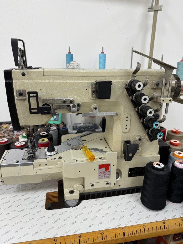 GLOBAL CB 3703-56E-AUT Industriële Naaimachine, Gebruikt, Naaimachine, Industrieel, Ophalen