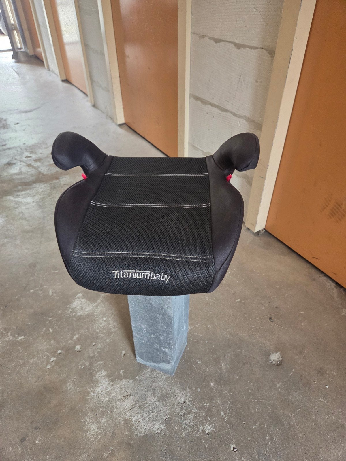 Titaniumbaby zitverhoger 15-36 kg, Ophalen of Verzenden, Zo goed als nieuw, Overige merken