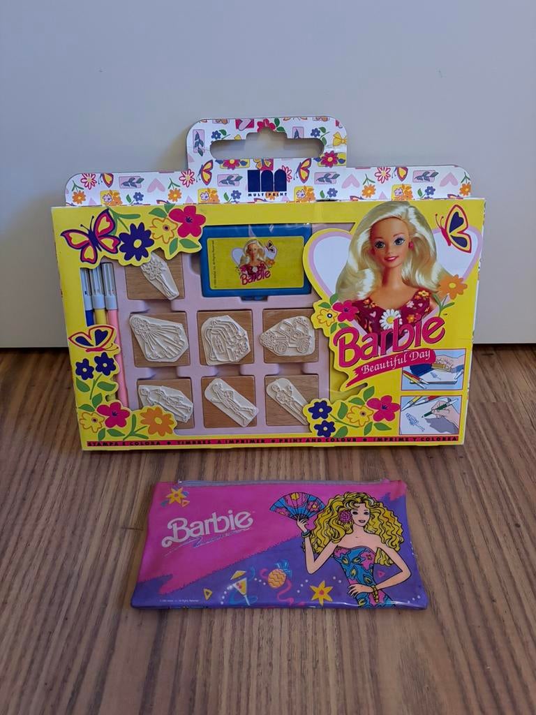 Barbie stempelset en etui, Ophalen of Verzenden, Zo goed als nieuw, Barbie