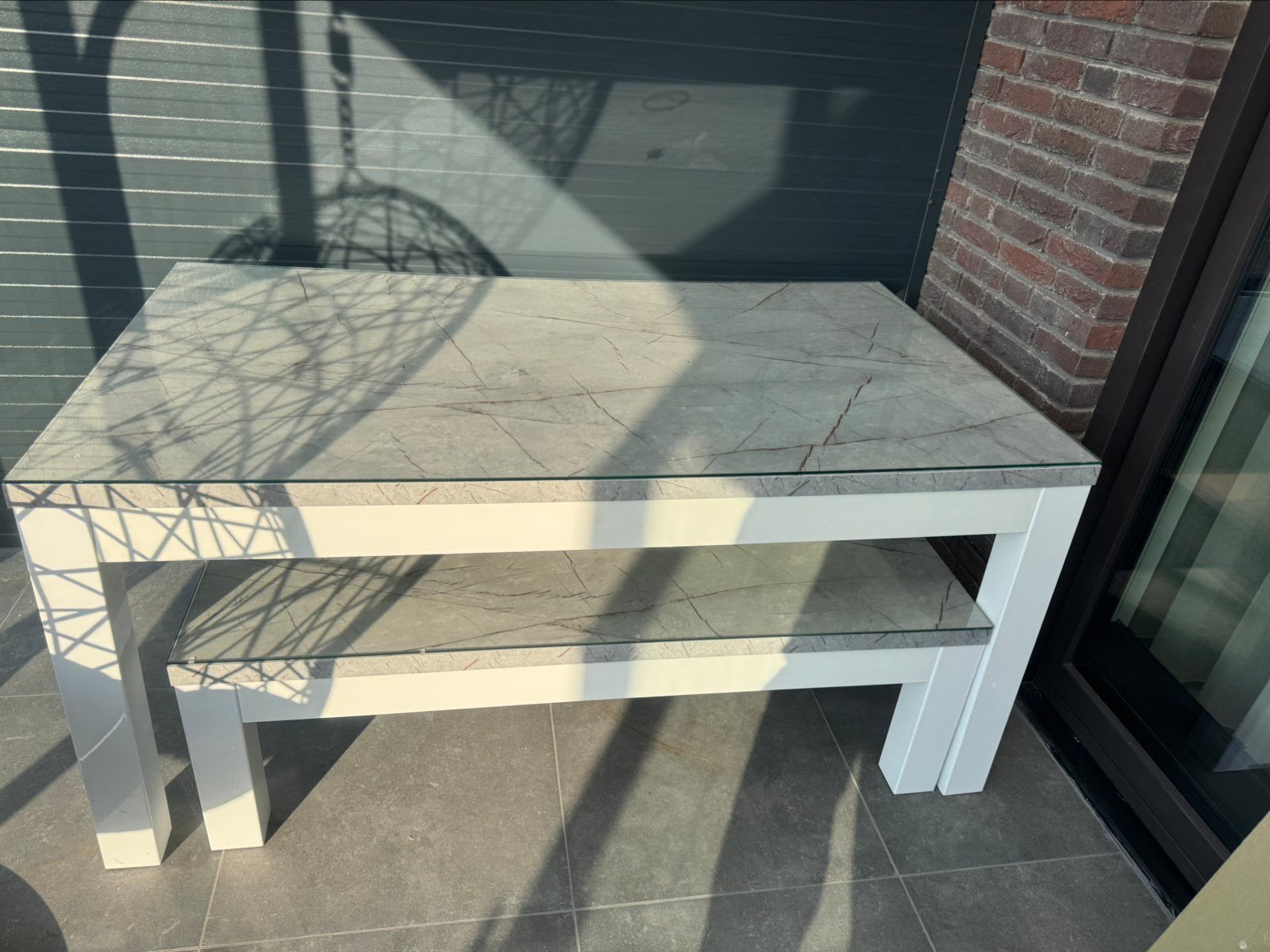 Eettafel en salontafel met 4 stoelen, Ophalen