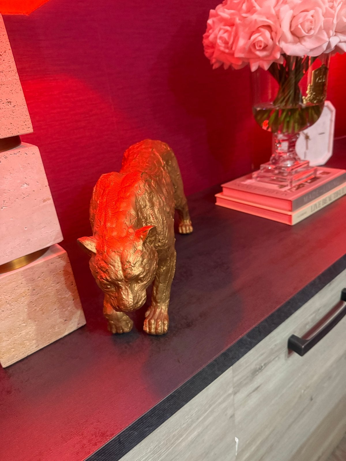 Gouden Tijger Beeld - 50x24cm Decoratie, Ophalen of Verzenden, Zo goed als nieuw, Goud