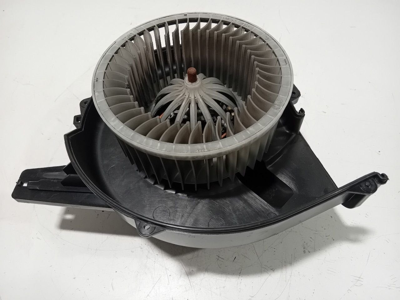 Kachel ventilator motor Seat Ibiza, Onderdelen@venauto.nl, Van der Ven Autorecycling B.V., Gebruikt, Ettenseweg 76, 4706 PB Roosendaal, The Netherlands