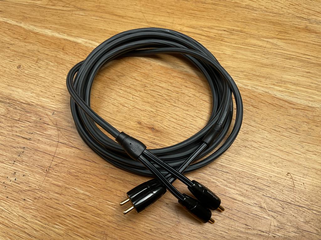 AudioQuest Tower rca interlink 300cm, Ophalen of Verzenden, Zo goed als nieuw, 2 tot 5 meter, Interlink-kabel