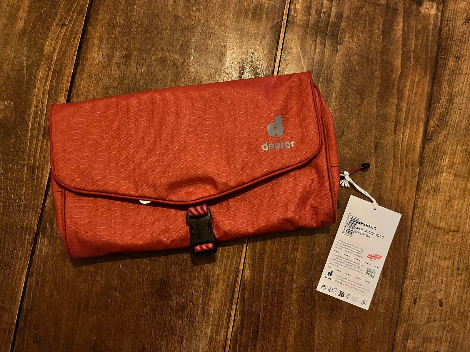 Deuter Wash Bag Tour III - Nieuw, Ophalen of Verzenden, Nieuw, Rood, Overige typen
