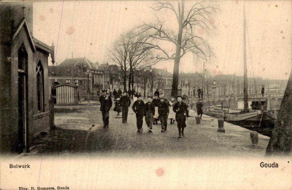 Gouda - Bolwerk - Kade met boten, Ophalen of Verzenden, Voor 1920, Gelopen, Zuid-Holland
