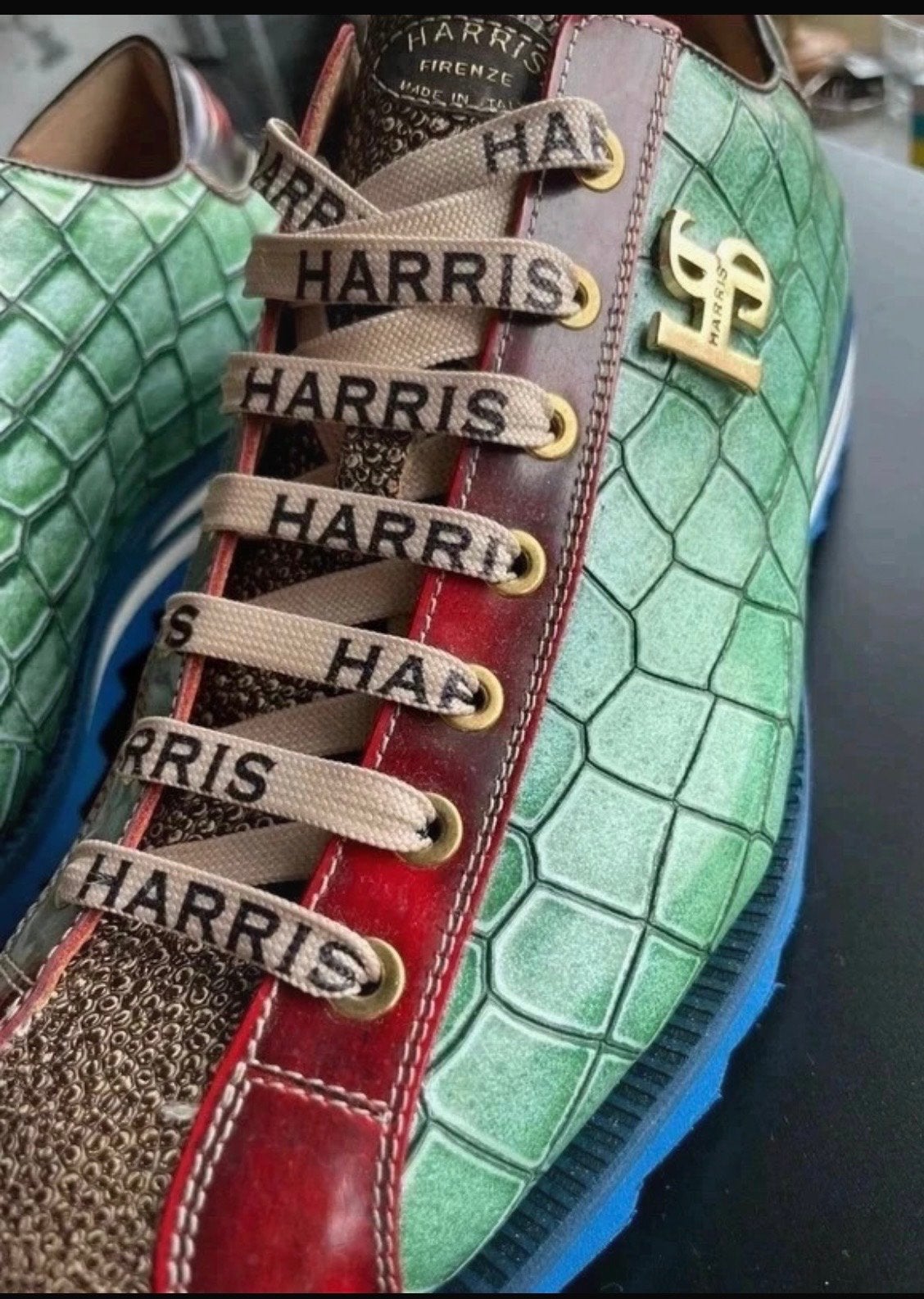 Unieke Harris sneakers, Overige kleuren, Overige typen, Ophalen of Verzenden, Zo goed als nieuw