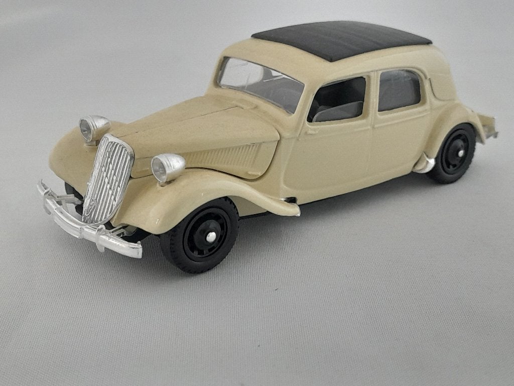 Citroën Traction 15six 1950, 1:43 van Verem, Hobby en Vrije tijd, Ophalen of Verzenden, Zo goed als nieuw, Auto, Overige merken