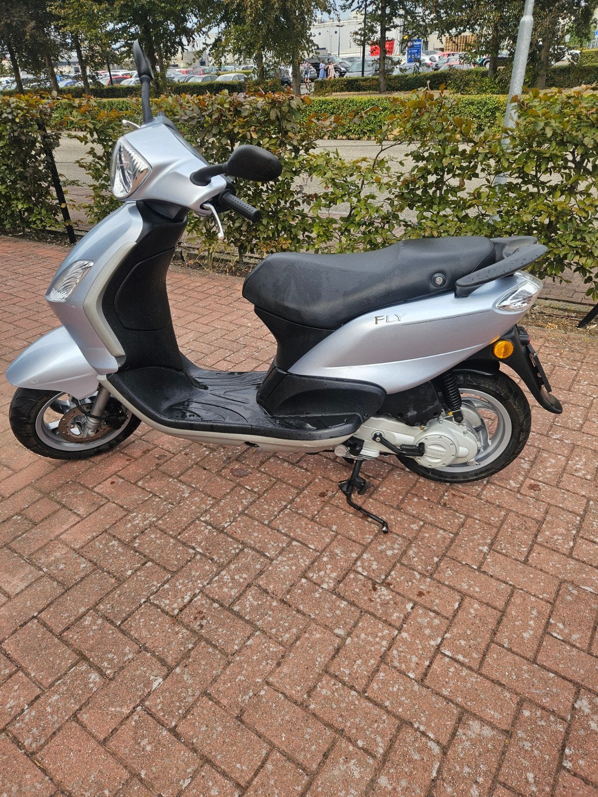 Piaggio Fly scooter - Zilver, zo goed als nieuw, Maximaal 45 km/u, Ophalen of Verzenden, Zo goed als nieuw, Fly