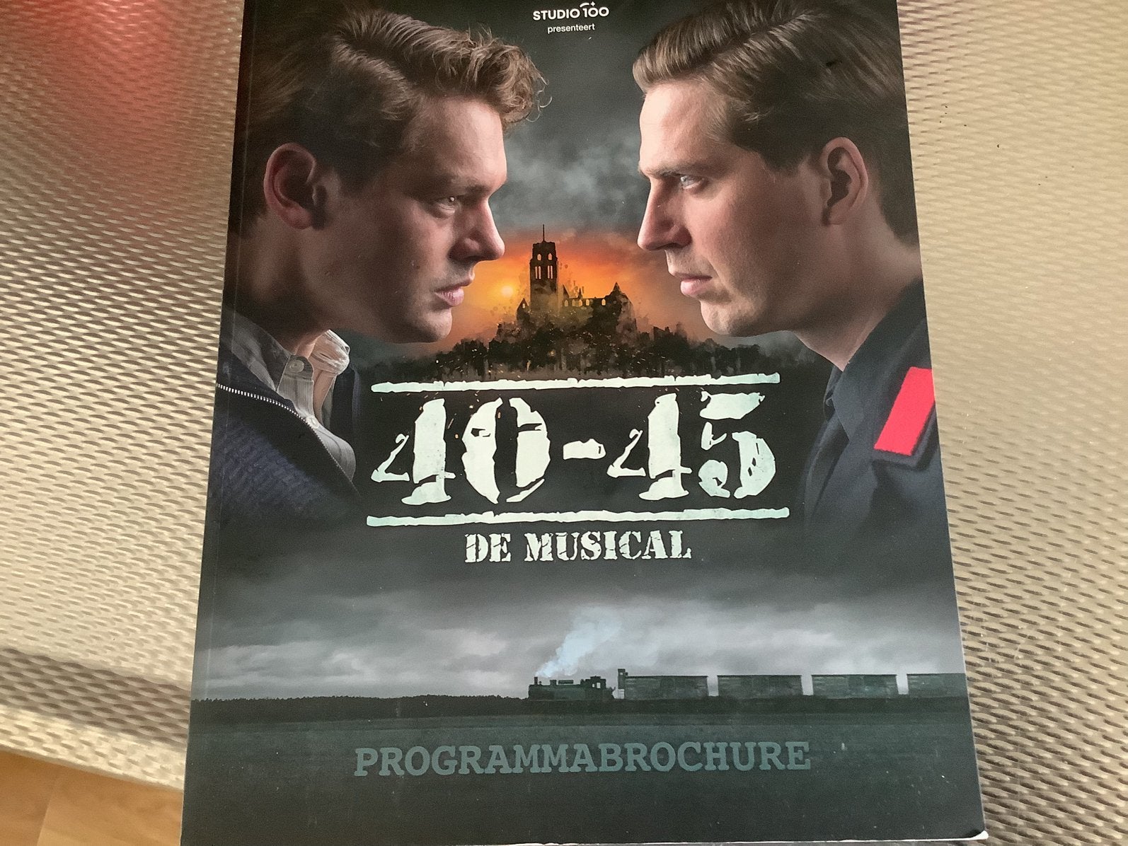 40-45 De Musical Programmabrochure Studio 100, Ophalen of Verzenden, Zo goed als nieuw, Algemeen
