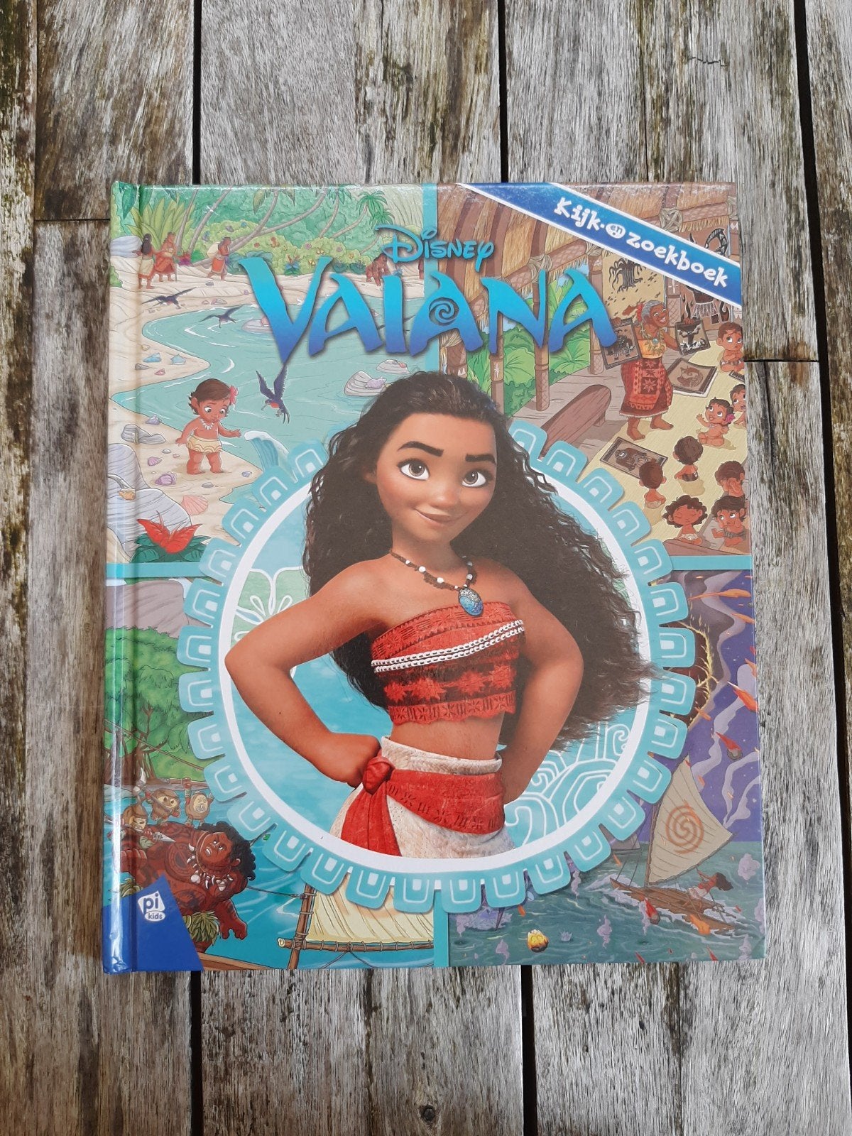 Vaiana kijk en zoekboek moana boek, Verzamelen, Disney, Ophalen of Verzenden, Zo goed als nieuw, Beeldje of Figuurtje