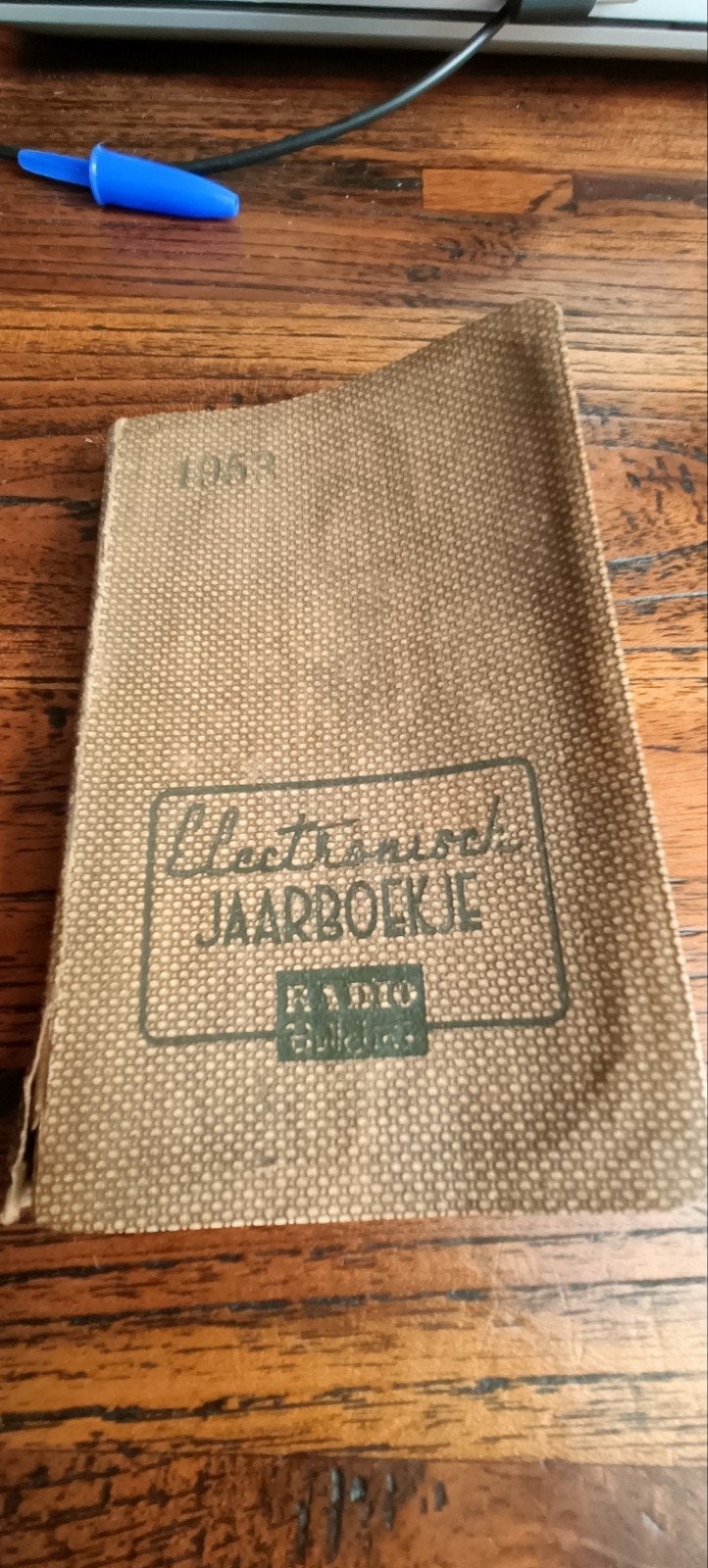 Electronisch Jaarboekje 1953 - Radio Bulletin, Boeken, Ophalen of Verzenden, Gelezen, Elektrotechniek, U.M. de Muiderkring