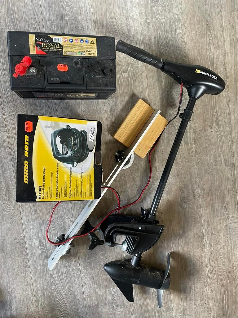 Minnkota bb motor kano, Ophalen, Zo goed als nieuw, Eén persoon, Overige typen