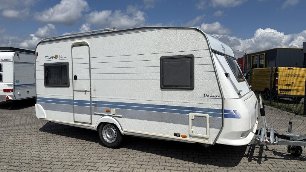 Hobby De luxe Easy 460 UFE bouwjaar 2002 met voortent, Caravans en Kamperen, Schokbreker, Rondzit, Hobby, Bedrijf