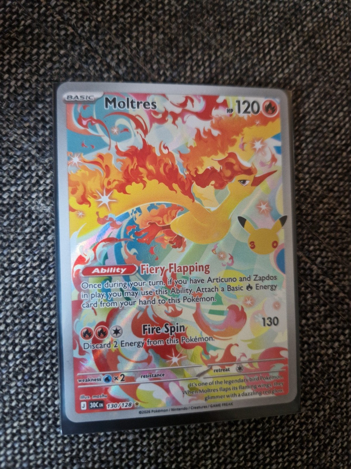Moltres 130/128 Celebrations Pokémon Kaart, Hobby en Vrije tijd, Ophalen of Verzenden, Zo goed als nieuw, Losse kaart, Foil
