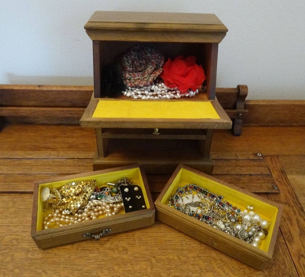 Sieraden kistje., Antiek en Kunst, Ophalen of Verzenden