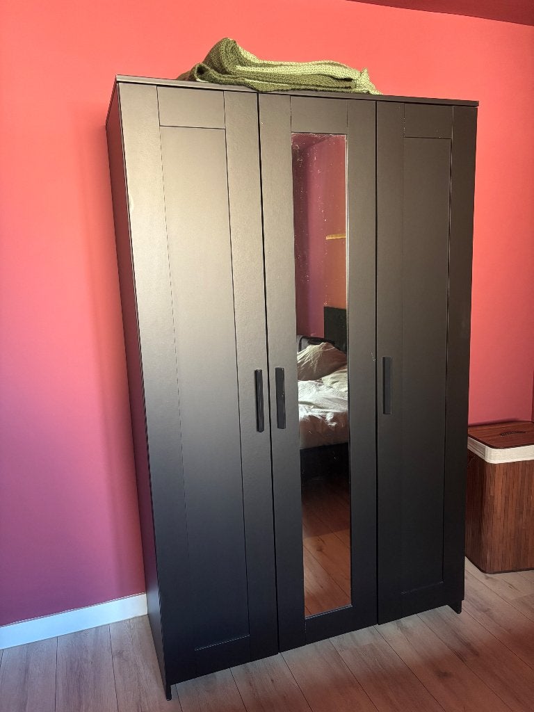 IKEA kast zwart met spiegel, Huis en Inrichting, Ophalen, Gebruikt, 100 tot 150 cm, 150 tot 200 cm