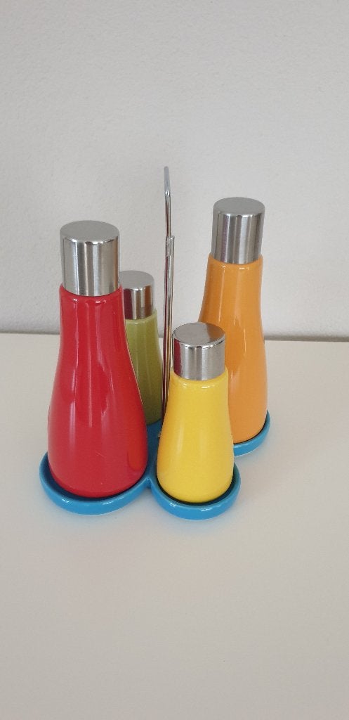 Nieuw! Tafelset, peper- en zoutstrooier + azijn- +oliefles, Huis en Inrichting, Keuken | Keukenbenodigdheden, Overige typen, Ophalen of Verzenden