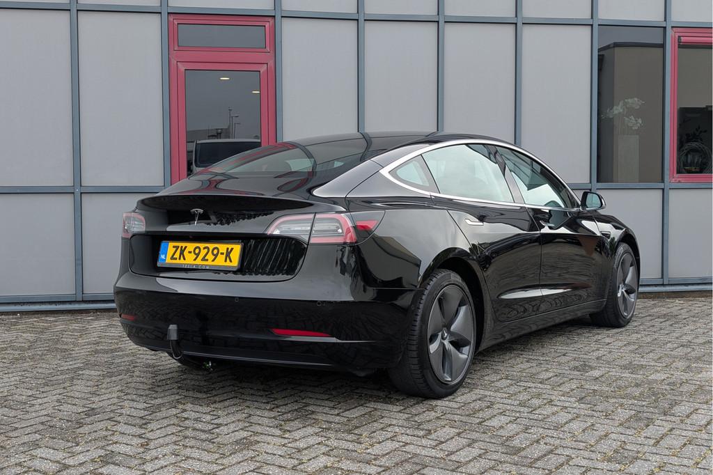 Tesla Model 3 Standard RWD Plus 60kWh SOH 84% Trekhaak, Auto's, 910 kg, Gebruikt, Zwart, Met garantie (alle)