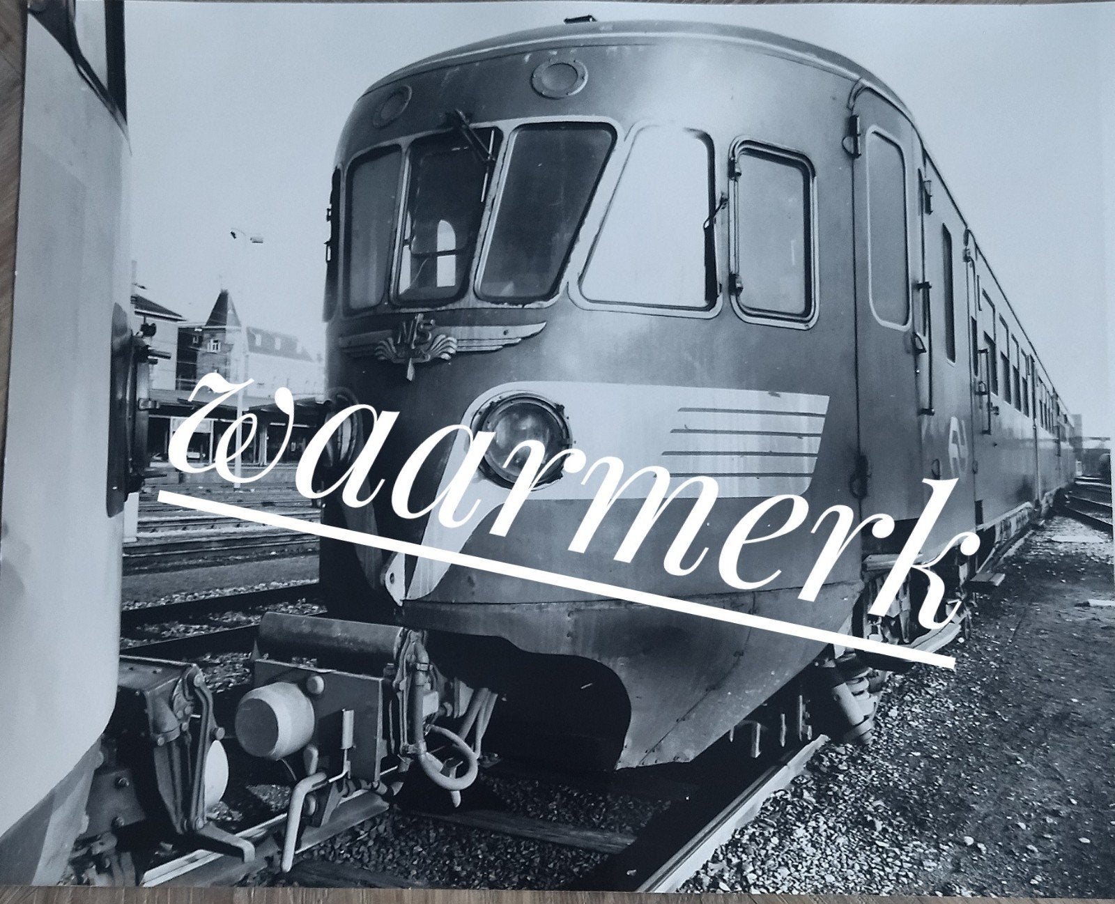 Zwart-wit foto van een trein, 20 cm x 25 cm, Verzamelen, Spoorwegen en Tramwegen, Ophalen of Verzenden, Zo goed als nieuw, Trein
