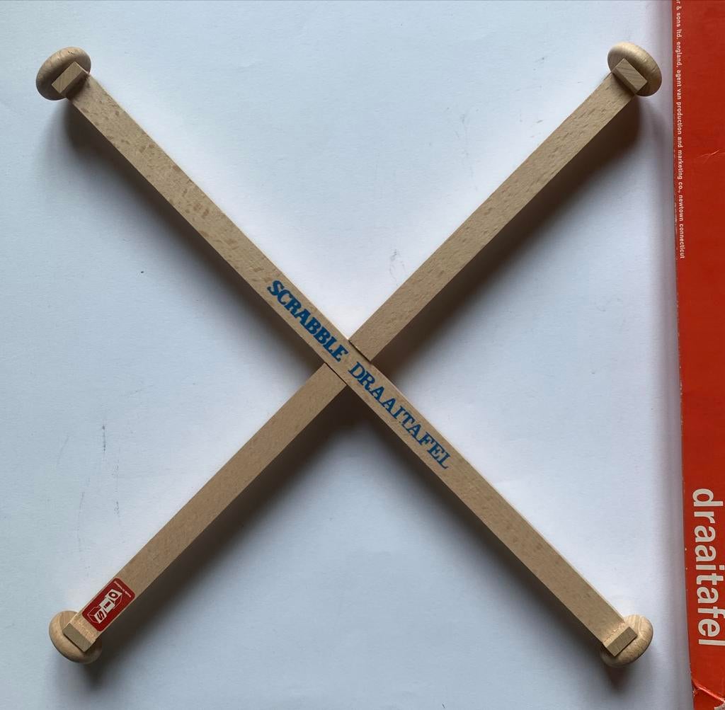 Vintage SIO Scrabble Draaitafel hout Handig voor Spelavonden, Hobby en Vrije tijd, Gezelschapsspellen | Bordspellen, Drie of vier spelers