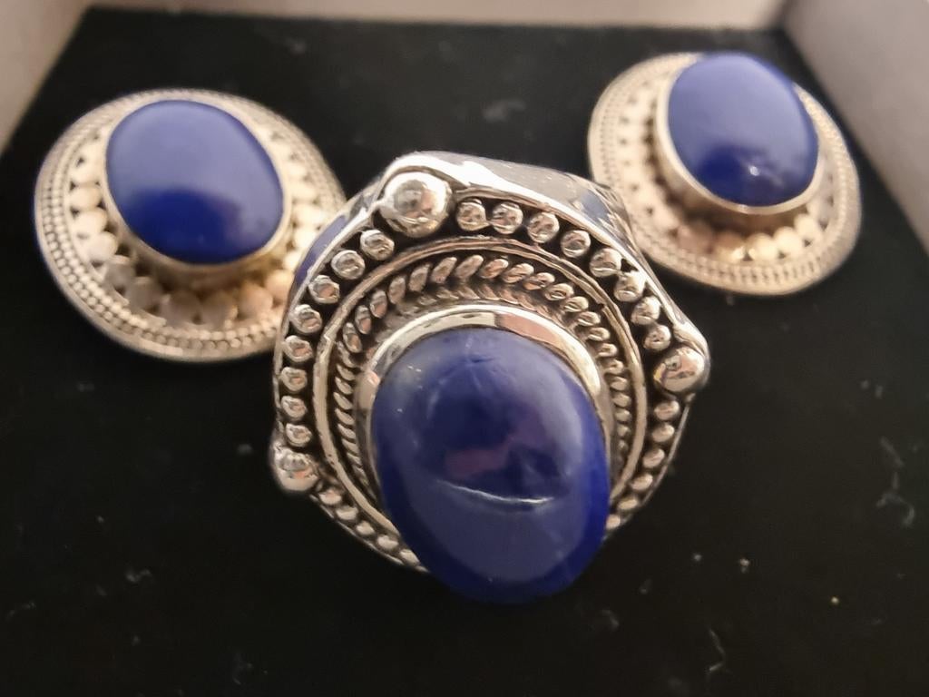 Zilveren set met lapis lazuli stenen ring en oorbellen, Dieren en Toebehoren, Ophalen of Verzenden