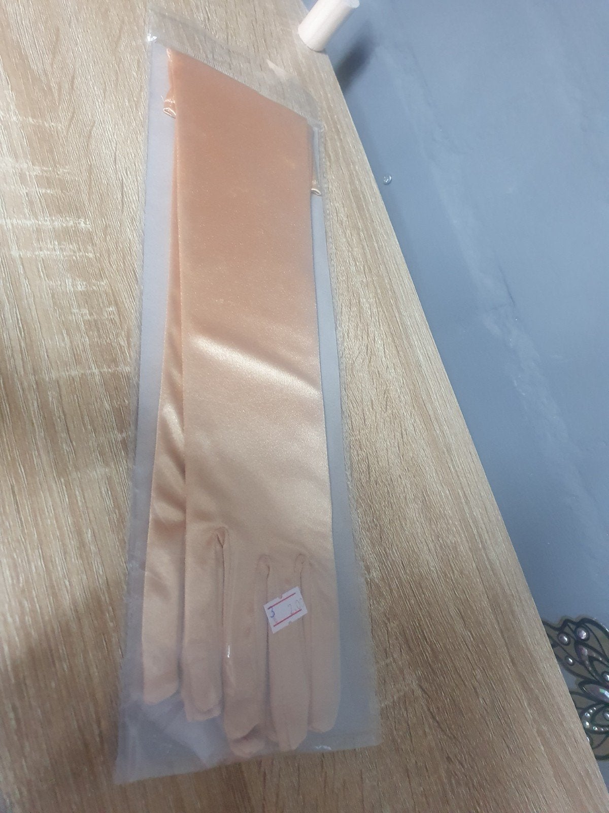 Nieuwe Goudkleurige Handschoenen, Ophalen of Verzenden, Nieuw, Handschoenen
