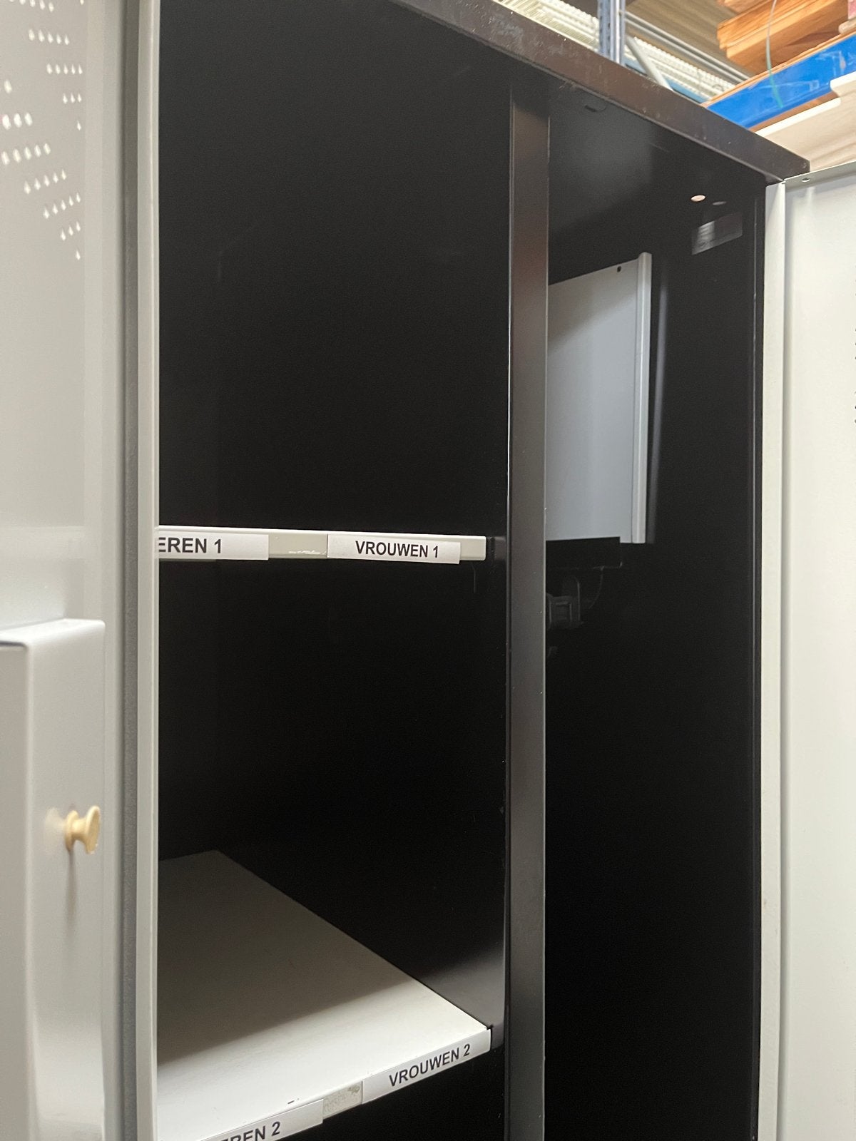 Opbergkast / Kluisjes voor Sportzaal - 180x61x50 cm, Ophalen