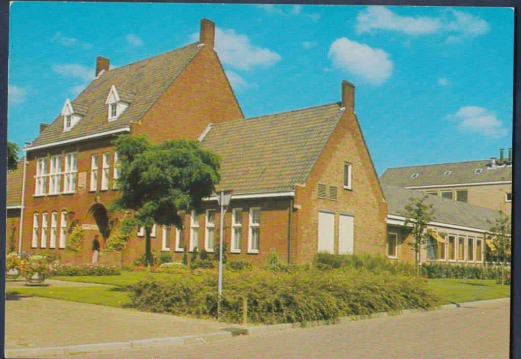 Didam Gemeentehuis 1979 ongelopen, Verzamelen, Ansichtkaarten | Nederland, Verzenden, 1960 tot 1980, Ongelopen, Gelderland