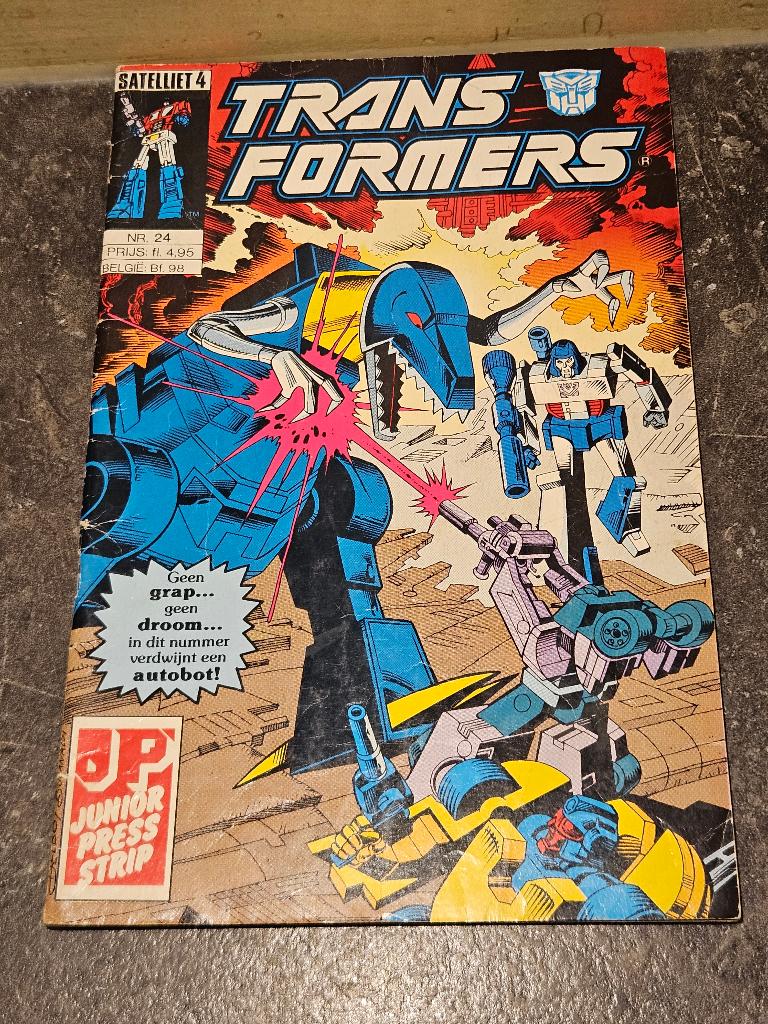 Transformers nummer 24 van Junior Press, Eén comic, Ophalen of Verzenden, Europa