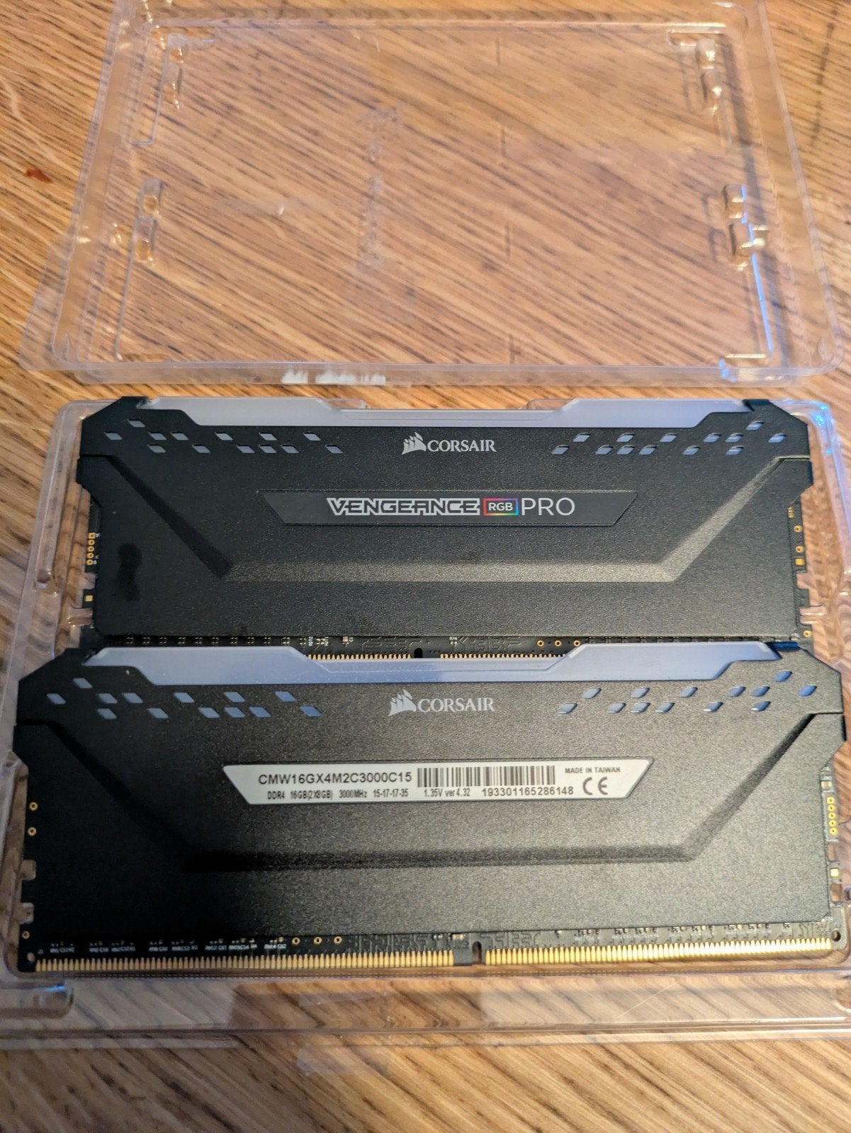 Corsair Vengeance RGB Pro 16GB DDR4 RAM 3000MHz, DDR4, Ophalen of Verzenden, Zo goed als nieuw, Desktop