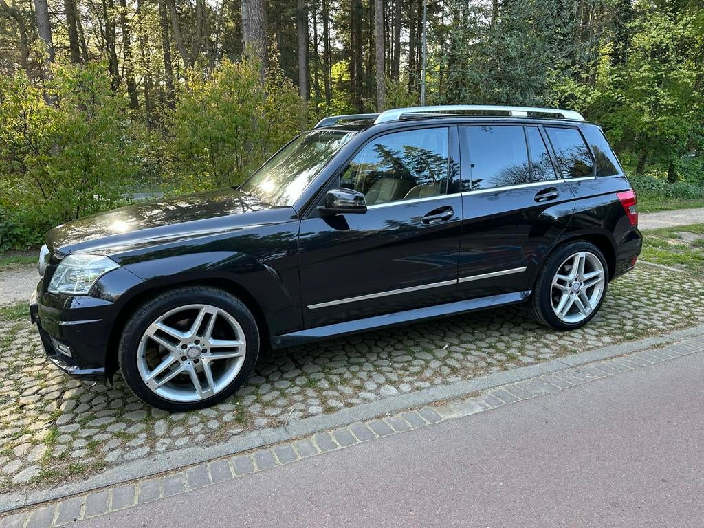 Mercedes-Benz GLK 3.0 Glk300 4MATIC AUT 2010 Zwart, Auto's, Automaat, 1730 kg, 2000 kg, Vierwielaandrijving
