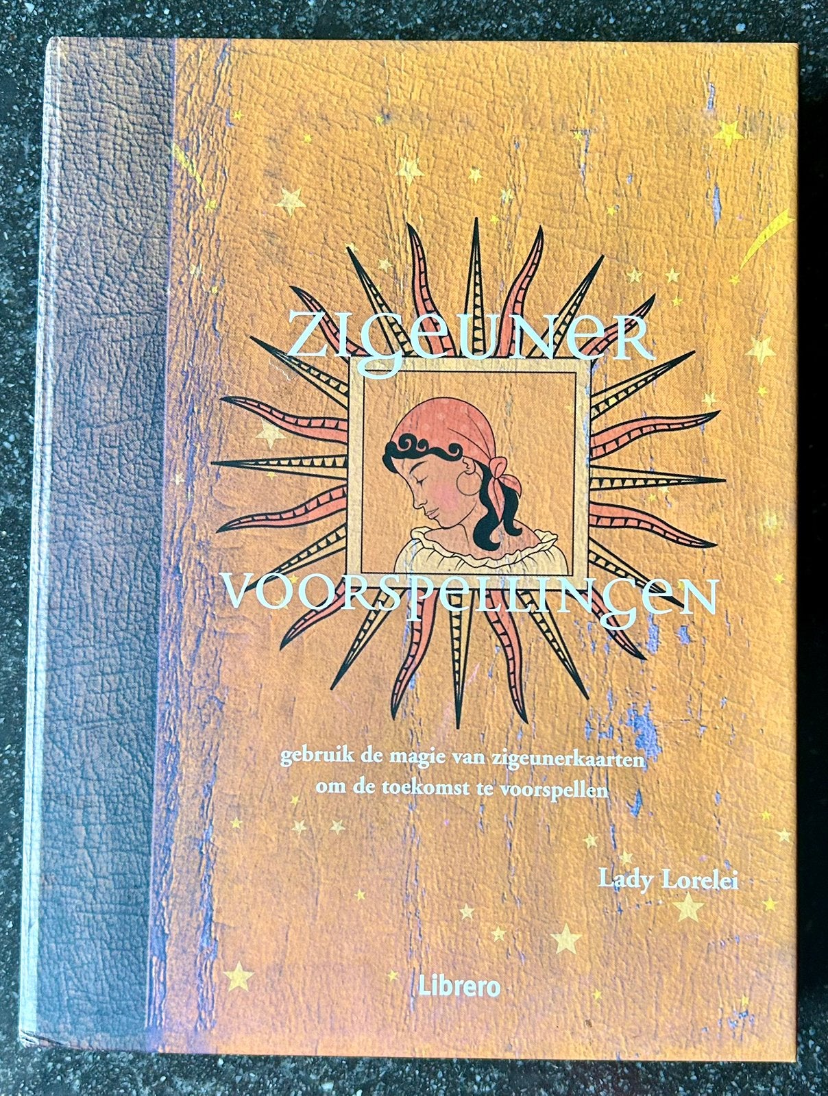 Lady Lorelei - Zigeunervoorspellingen - Boek + kaarten, Tarot of Kaarten leggen, Lady Lorelei, Ophalen of Verzenden, Zo goed als nieuw