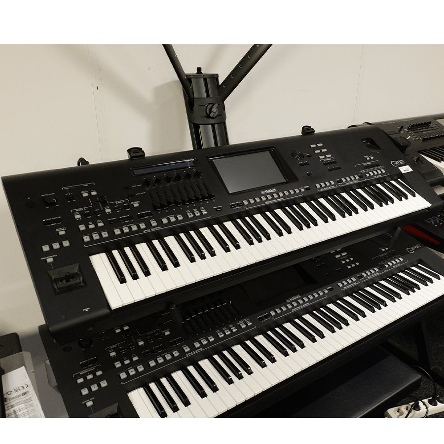 Yamaha Genos Keyboard, Muziek en Instrumenten, Gebruikt, Yamaha, Ophalen of Verzenden, Yamaha