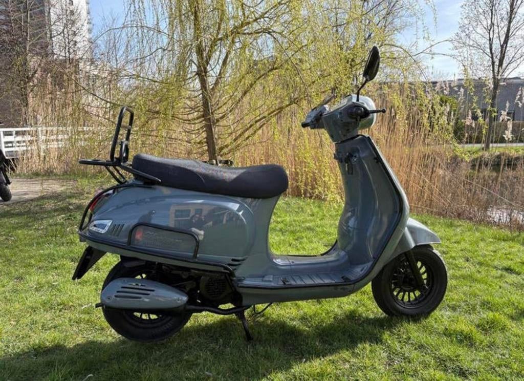 Momo Morino scooter 2019, Ophalen, Gebruikt, Benzine