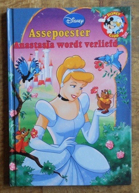 13x Disney: oa 101 Dalmatiërs / Hiawatha = 1 koop 12,00 euro, Ophalen of Verzenden, Zo goed als nieuw, Fictie algemeen