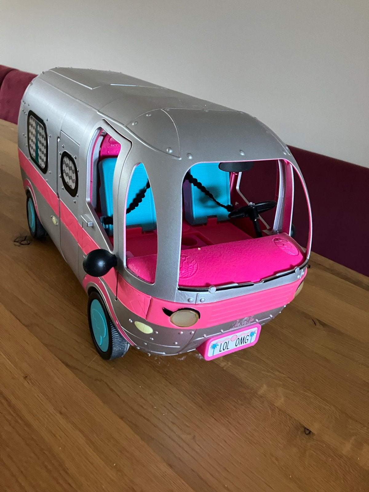 LOL Surprise OMG Glamper 4-in-1 Camper, Kinderen en Baby's, Speelgoed | Speelgoedvoertuigen, Zo goed als nieuw, Ophalen