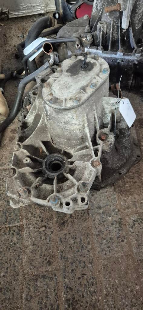 Versnellingsbak Ford fiesta mk1 4speed, Ophalen