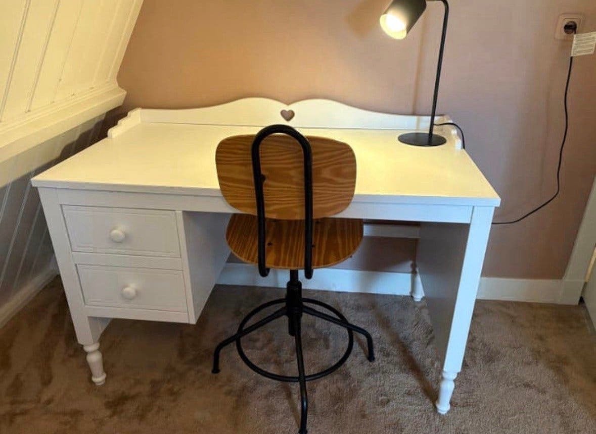 Prachtig wit kinder bureau “Emma” van Lilli Furniture, Ophalen, Met lades, Zo goed als nieuw, Overige merken