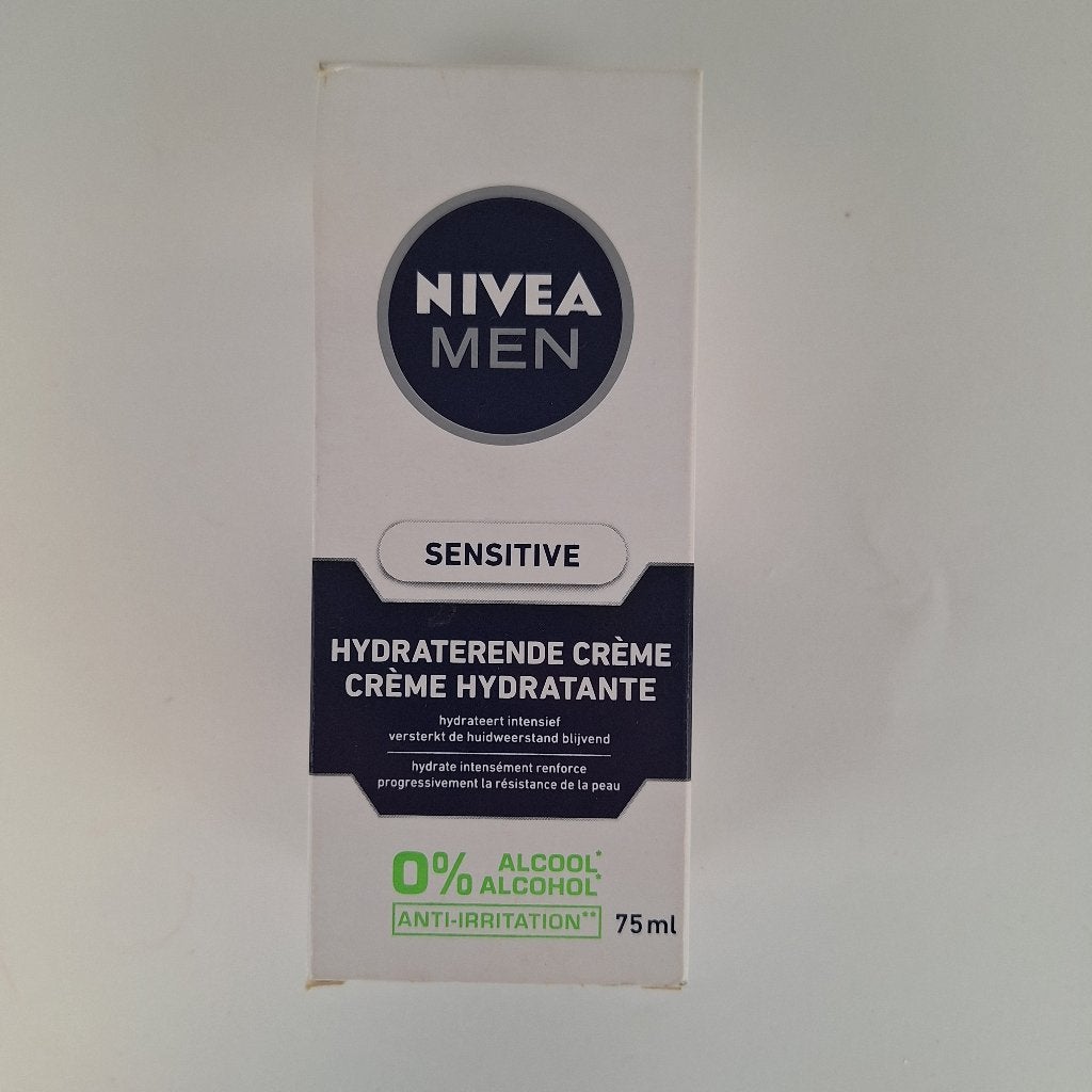 Nivea Men Sensitive Hydraterende Crème 75ml, Ophalen of Verzenden, Nieuw, Bodylotion, Crème of Olie