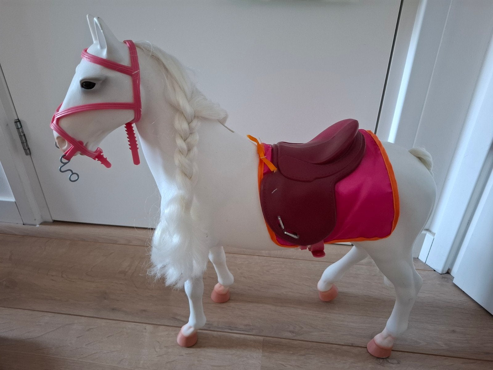 Groot wit paard voor een pop van 35cm, Ophalen of Verzenden