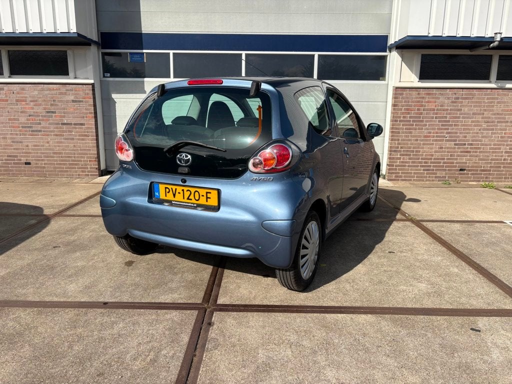 Toyota Aygo 1.0 | NIEUWE KOPPELING | AIRCO | APK 03-2027, Auto's, Voorwielaandrijving, Gebruikt, 68 pk, Bedrijf