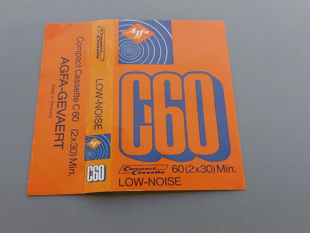AGFA - GEVAERT C60 CASSETTEBANDJE (oranje), Overige genres, 1 bandje, Ophalen of Verzenden, Zo goed als nieuw