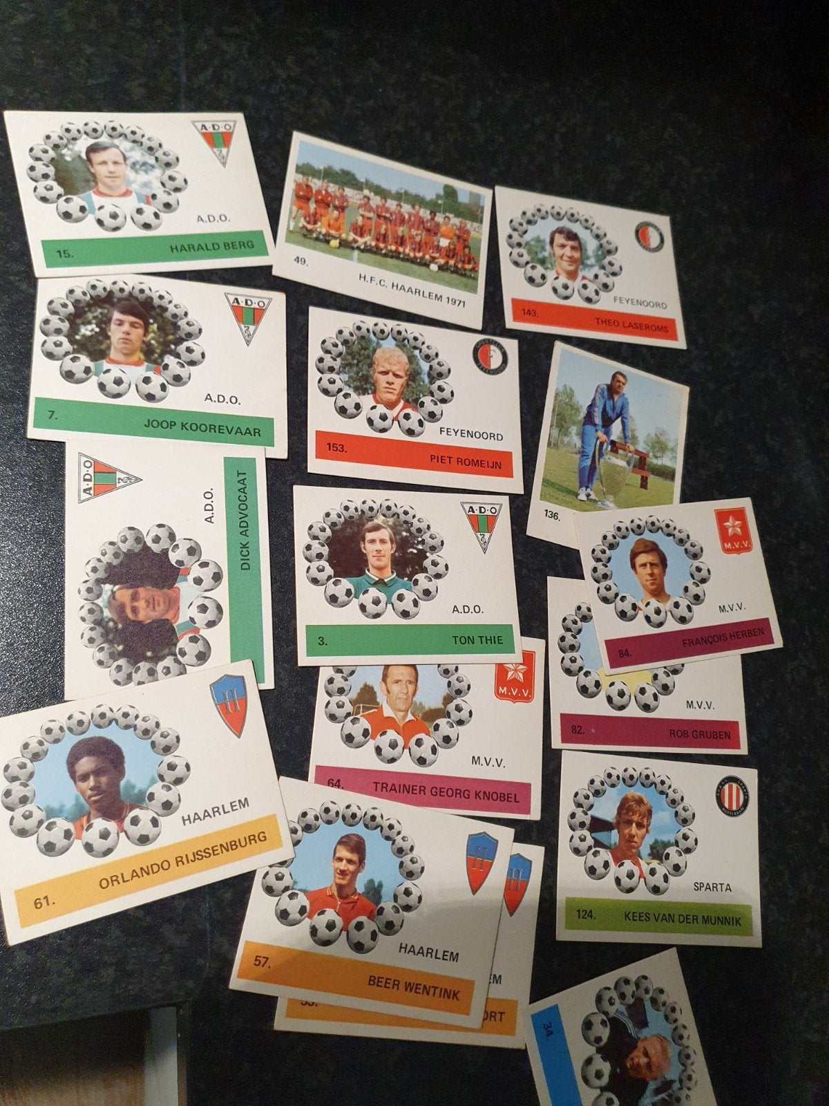 Monty Gum 71 kaartjes, Ophalen of Verzenden, Zo goed als nieuw, Meerdere plaatjes