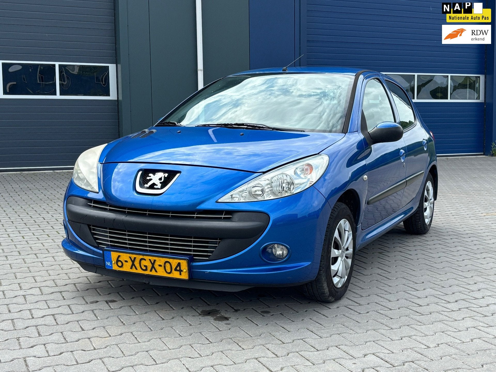 Peugeot 206 + 1.4 Sportium | Airco |, Auto's, 31 €/maand, 4 cilinders, Blauw, Bedrijf