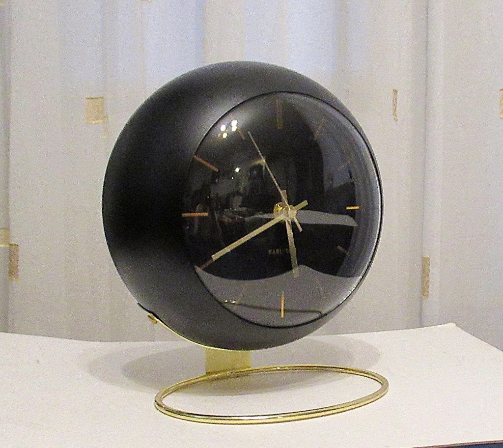 Karlsson Globe tafel/wand quartz klok voor stijlvolinterieur, Ophalen of Verzenden, Zo goed als nieuw, Wandklok