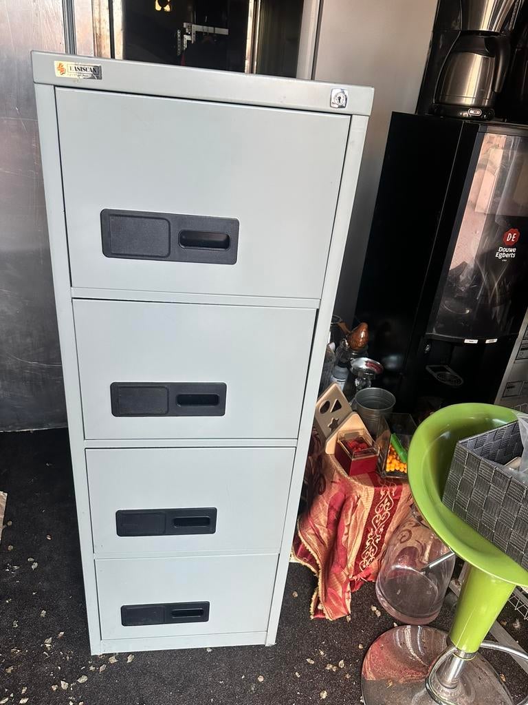 Archiefkast met lader €75, Huis en Inrichting, Kasten | Roldeurkasten en Archiefkasten, Zo goed als nieuw, Minder dan 100 cm, 25 tot 50 cm