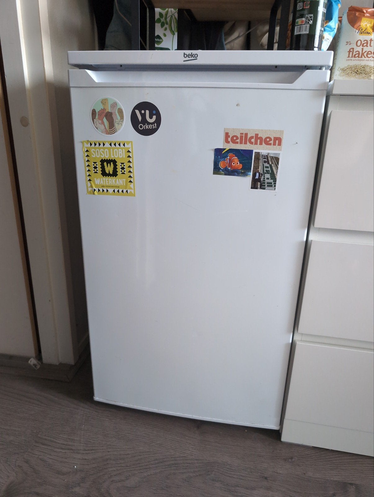 Defecte Beko koelkast - licht werkt, koelt niet, Witgoed en Apparatuur, Ophalen, Zonder vriesvak, 85 tot 120 cm
