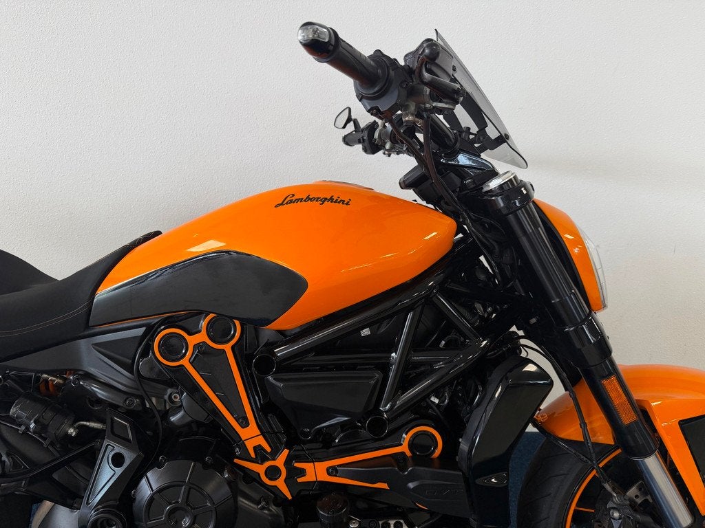 Ducati Tour X DIAVEL / LAMBORGHINI BIKE / FULL CUSTOM BIKE, Bedrijf, Handvatverwarming, Toermotor, Meer dan 35 kW