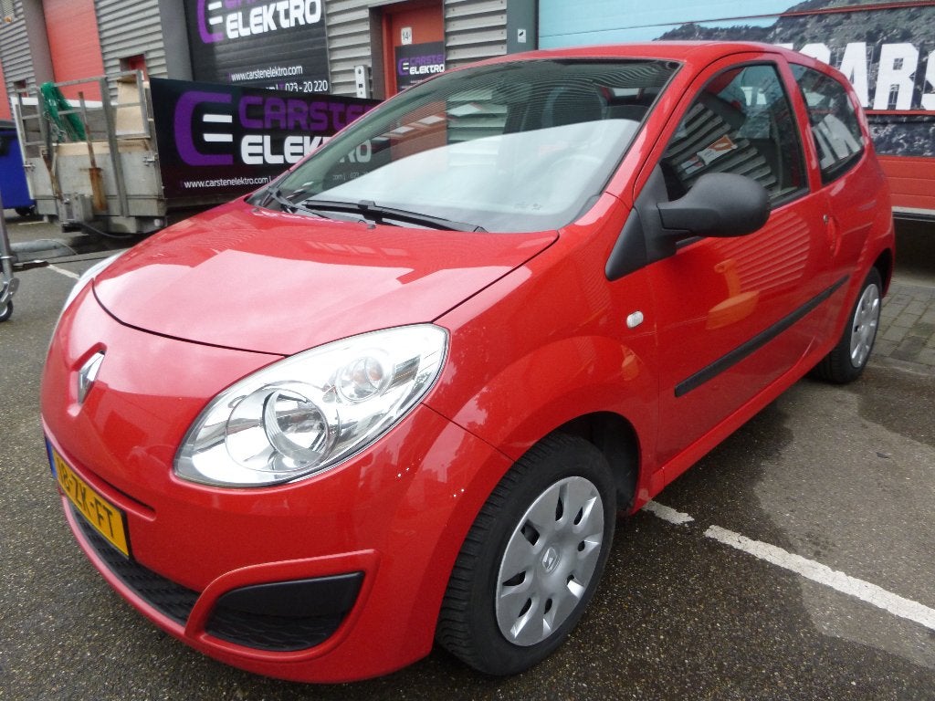 ZUINIGE Twingo 1.1 ,LUXE uitvoering,APK 10-27, 135.767KM NAP, Voorwielaandrijving, 31 €/maand, 4 cilinders, Origineel Nederlands